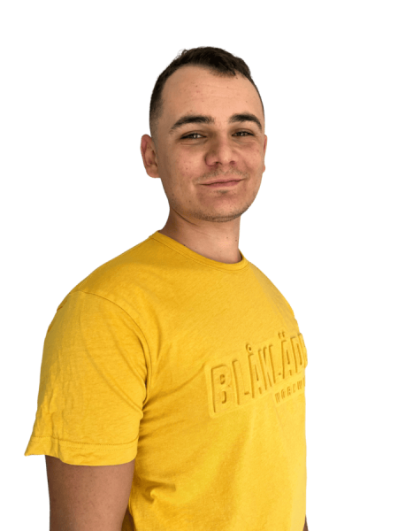 Pierre Martienne électricien professionnel prêt à intervenir pour vos installations.